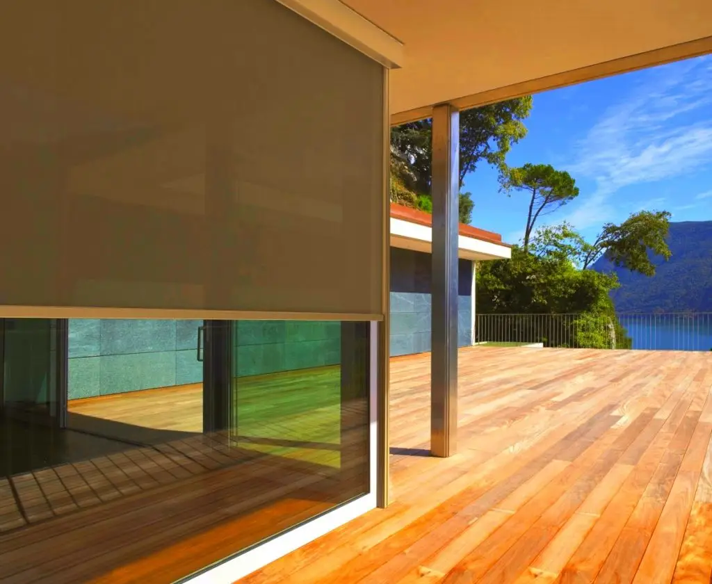 Referenzfoto von Senkrechtmarkisen