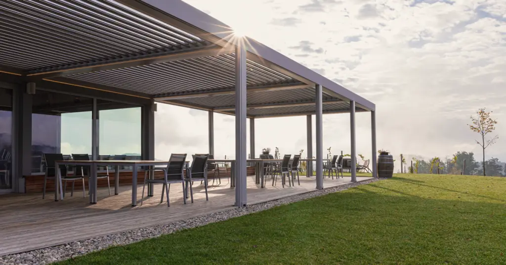 Referenzfoto von einem Lamellendach